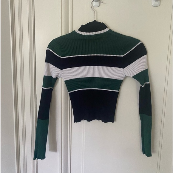 Forever 21 Green / Black / White Long Sleeve Mock Neck - Picture 4 of 4